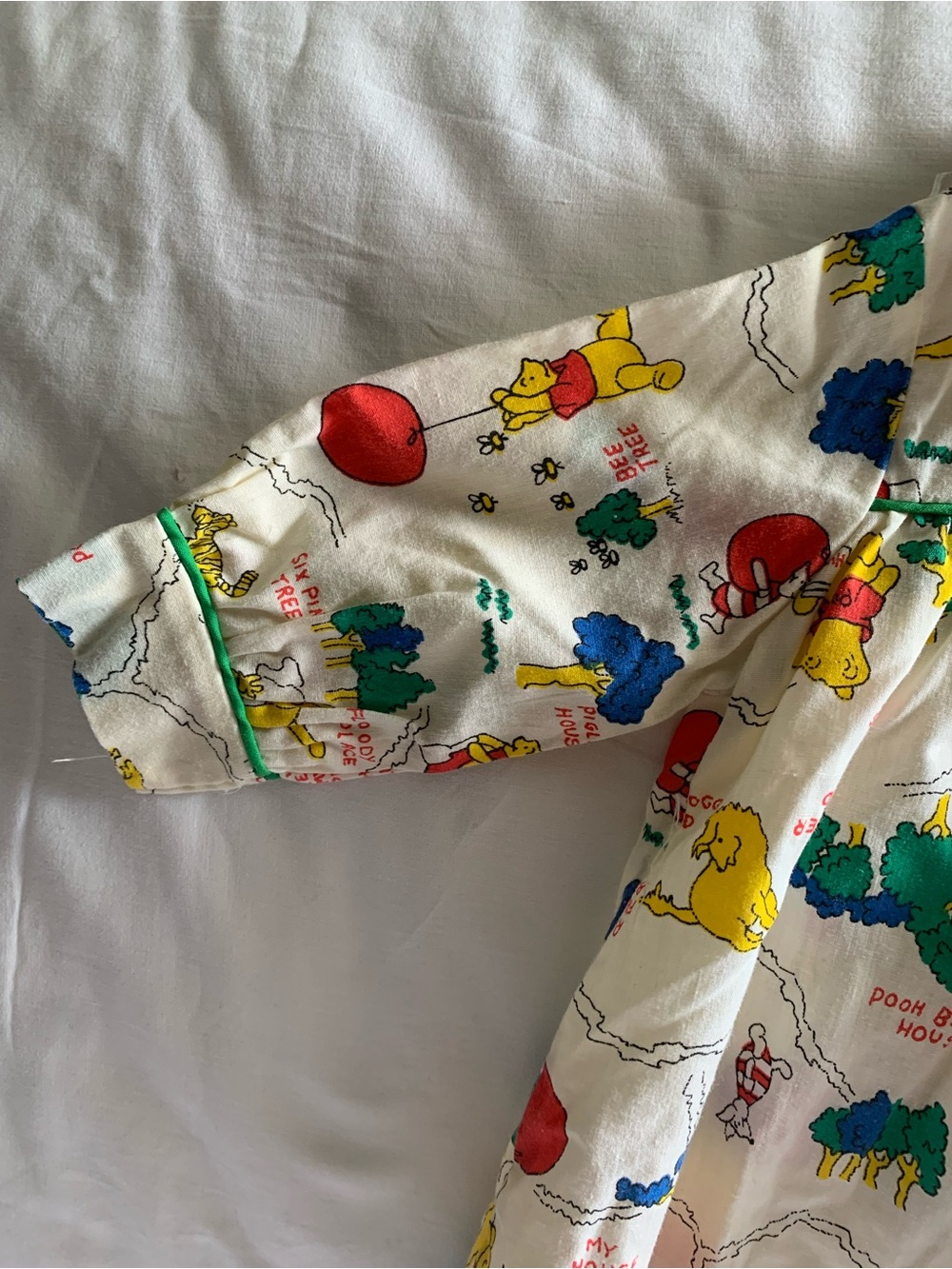 Vintage 1970’s Sears Winnie the Pooh Printed Toddler Dress - Picture 4 of 8